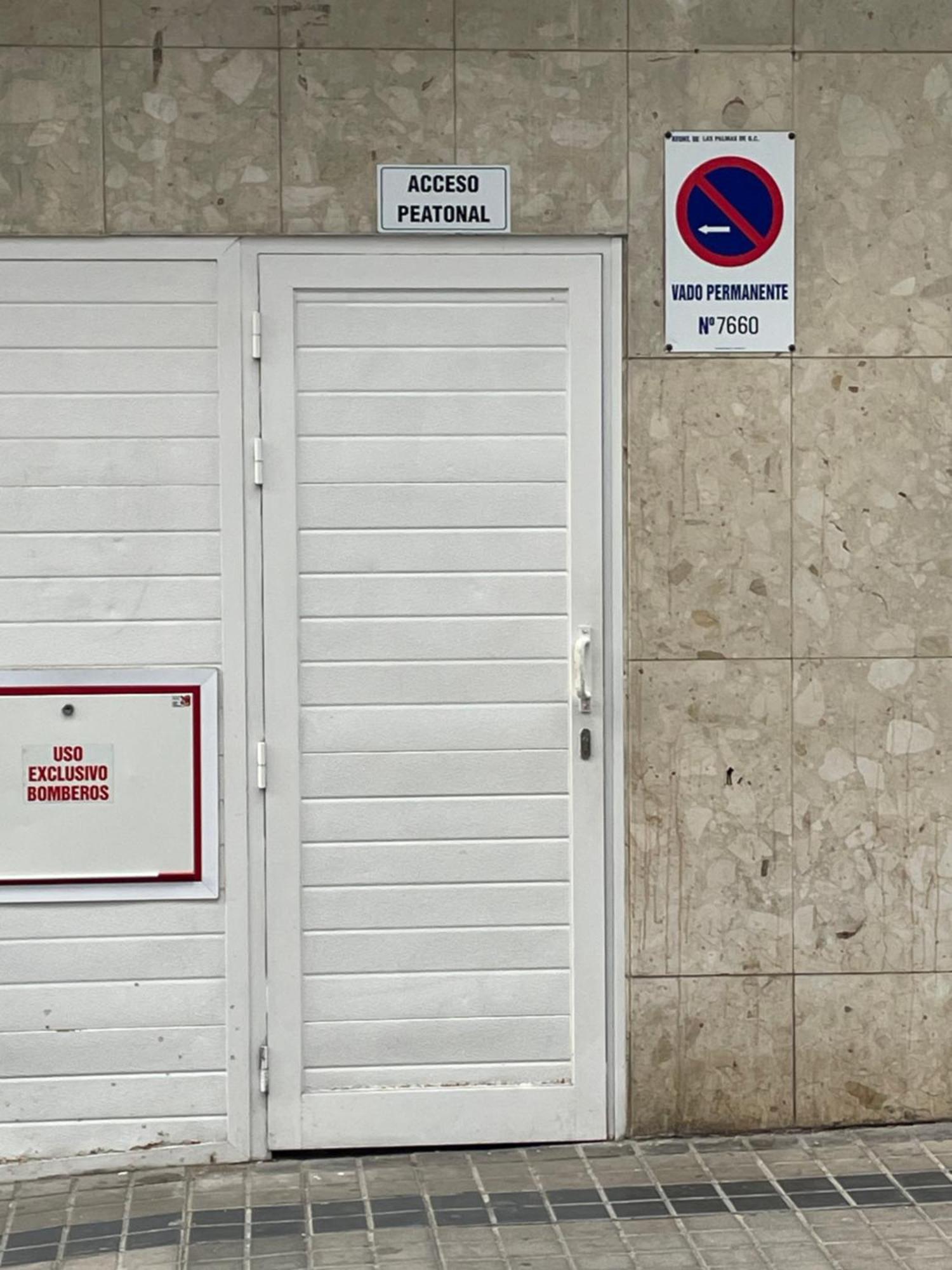 Appartamento Piso Con Piscina Y Garaje En La Playa De Canteras Las Palmas de Gran Canaria