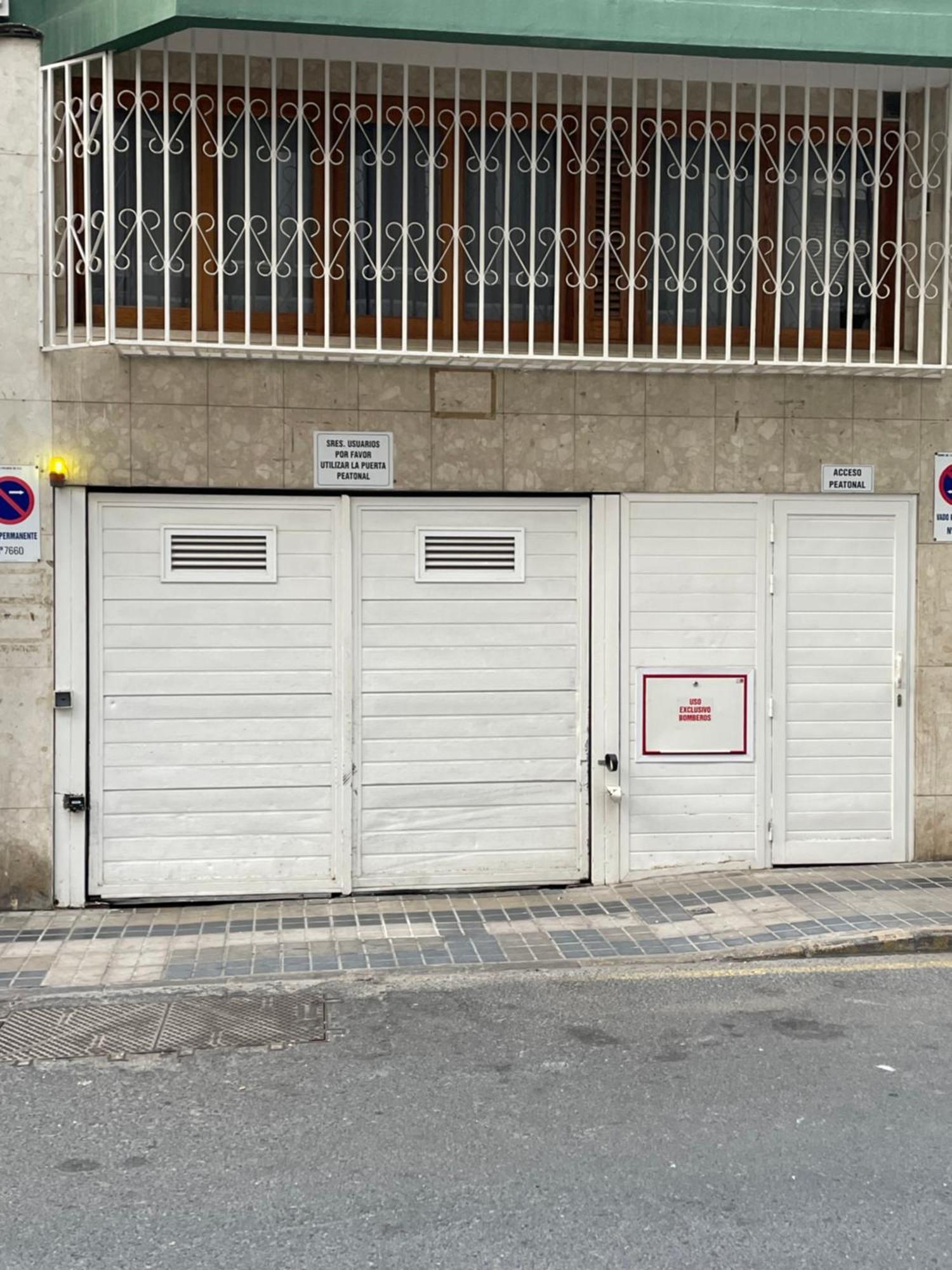 Appartamento Piso Con Piscina Y Garaje En La Playa De Canteras