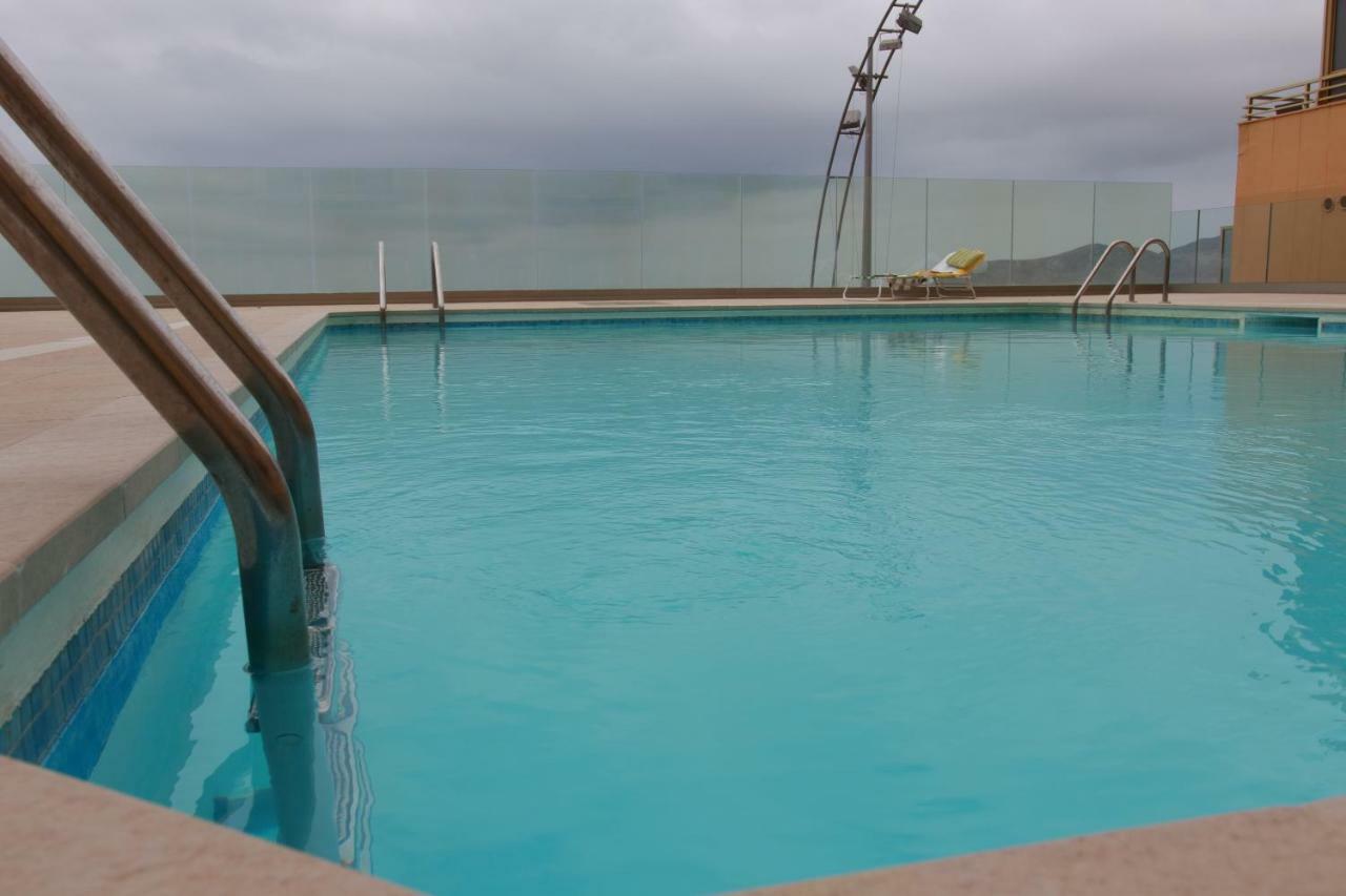 Piso Con Piscina Y Garaje En La Playa De Canteras Appartamento Las Palmas de Gran Canaria